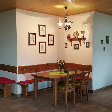 Penzion Eqilon Maison d'hôtes Mělník