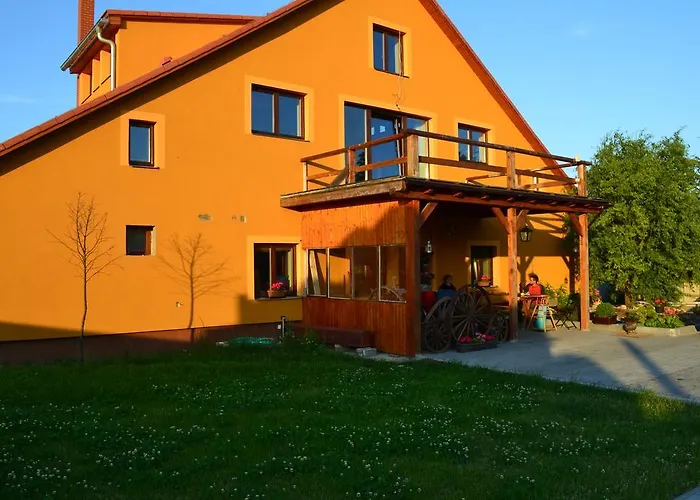 Penzion Eqilon Maison d'hôtes Mělník